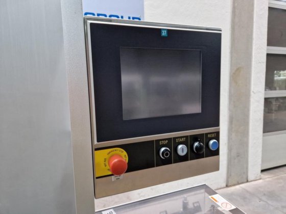 PESTER PEWO - FPC 第五面板拼版机