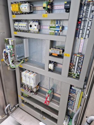 PESTER PEWO - FPC 第五面板拼版机