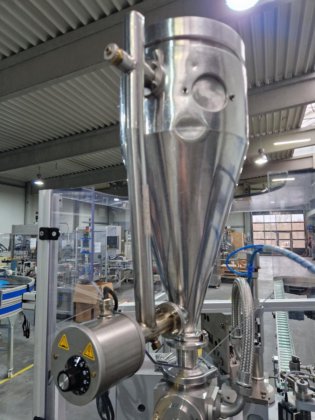 IWK TFS 10 软管灌装和封口机