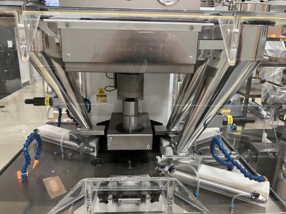 RÖLTGEN FLEXITAB XXL 多层压片机