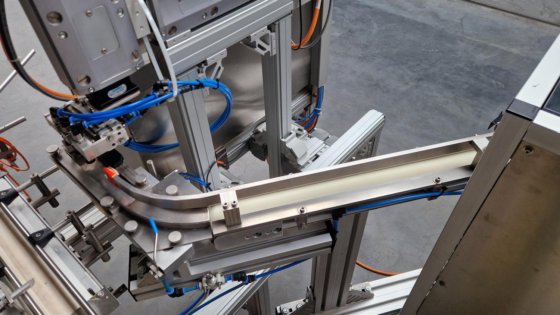 MONTECH Messbecher-Aufsetzer