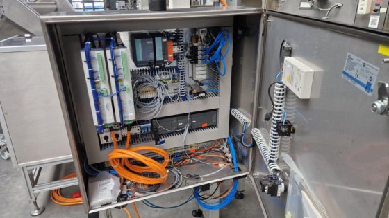 MONTECH Messbecher-Aufsetzer