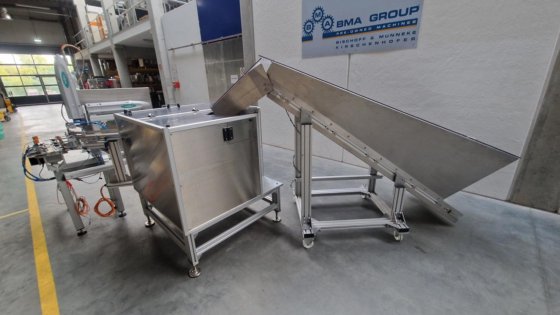 MONTECH Messbecher-Aufsetzer