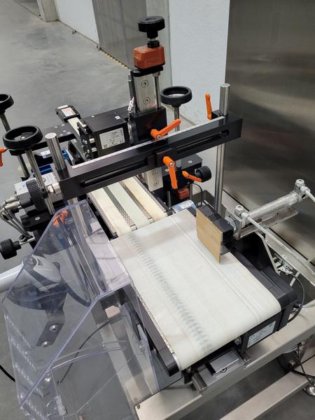 PCE メトラー・トレドグループ XMV マーク＆ビジョンシステム シリアル化システム（データマトリックス・ステーション）