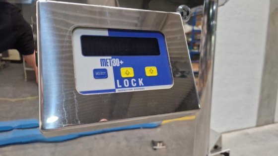 KRÄMER E2000-1250、ロックメット 30+ メタルチェック付タブレットハイデダスター