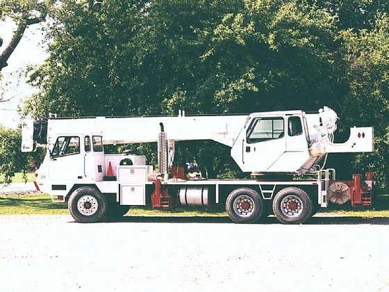 1997 25 ton Lorain Mobile