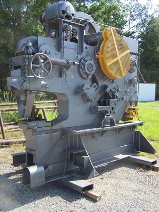 130 ton Buffalo Model 27UD