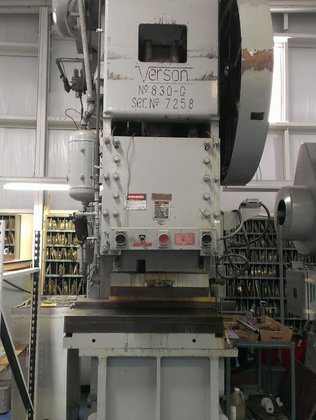 250 ton Verson Model 250-830-G
