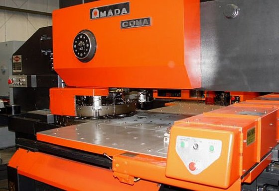 55 ton Amada Coma 555