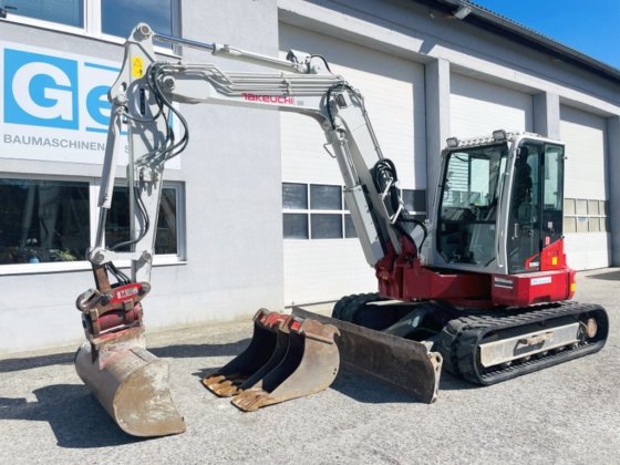 2016 Takeuchi TB280FR