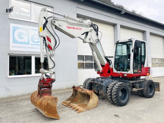 2014 Takeuchi TB295W