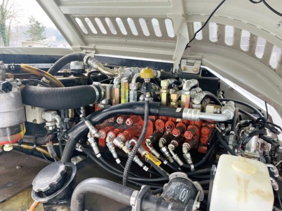 2014 Takeuchi TB295W