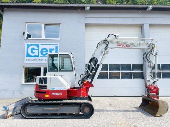 2016 Takeuchi TB280FR