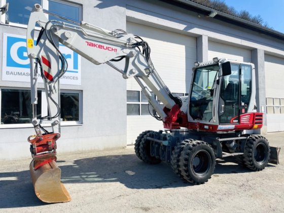 2016 Takeuchi TB295W