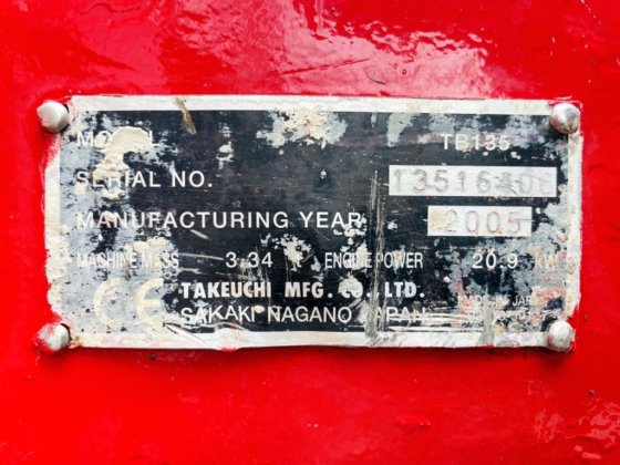2005 Takeuchi TB135