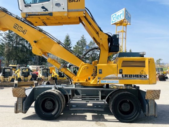 2003 Liebherr A904