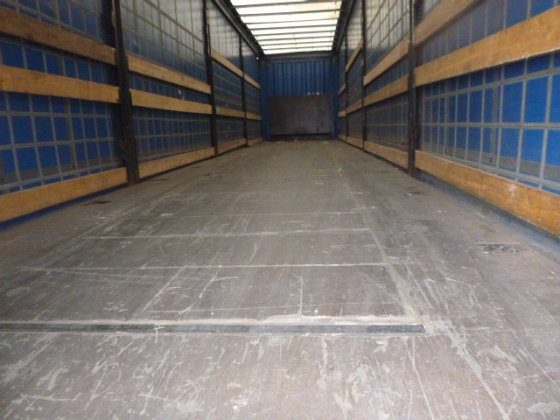 2016 Krone Coil Liner