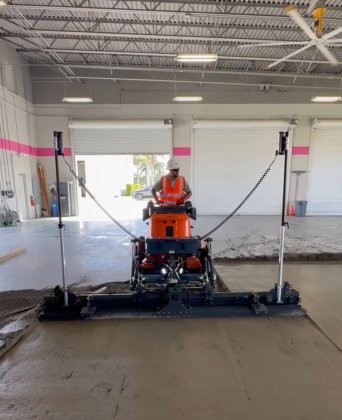 Somero 锤头激光熨平板