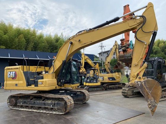 2019 CAT 320 07C