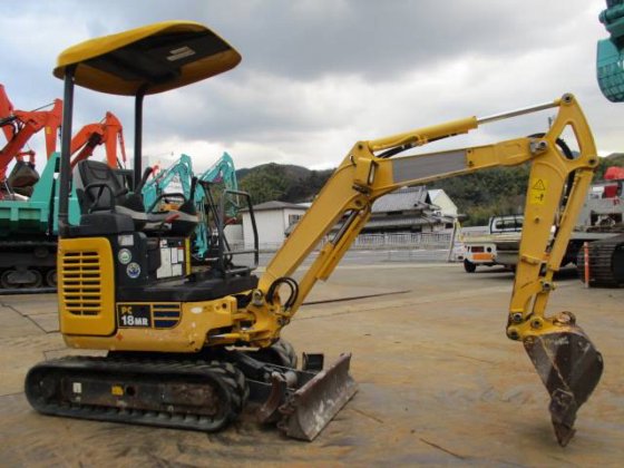 2016 KOMATSU PC18MR-3