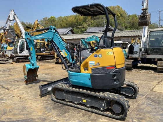 2017 KUBOTA U-30-6
