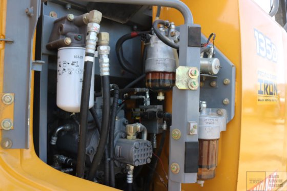 2012 DEERE 135D GRAAFMACHINE