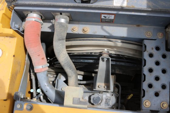 2012 DEERE 135D GRAAFMACHINE