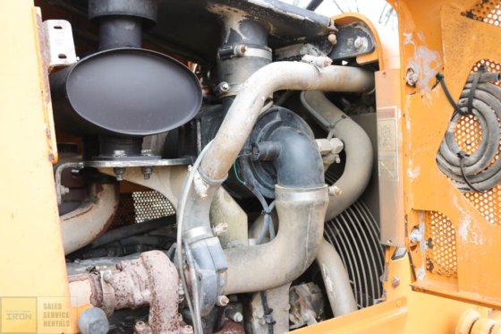 2012 CASE 750L LT DOZER