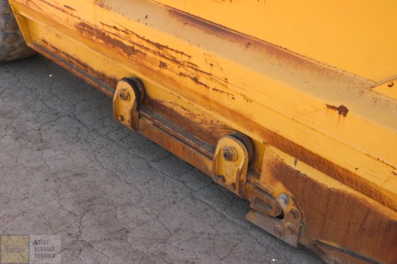 2004 CAT 613C SCHRAPER