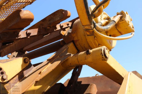 2004 CAT 613C SCHRAPER