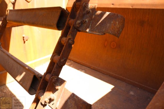 2004 CAT 613C SCHRAPER