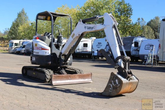 MINI-PELLE BOBCAT E26 2011