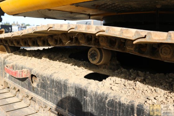 2012 DEERE 120D GRAAFMACHINE