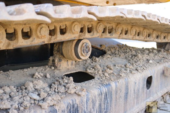 2012 DEERE 120D GRAAFMACHINE