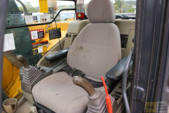 2013 DEERE 135D GRAAFMACHINE