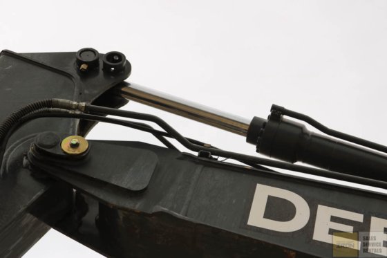 2013 DEERE 135D BAGGER