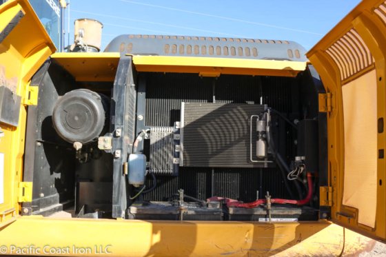 2012 DEERE 200D LC BAGGER