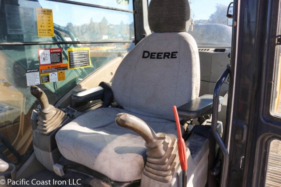 2012 DEERE 200D LC BAGGER