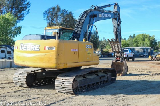 2012 DEERE 200D LC BAGGER