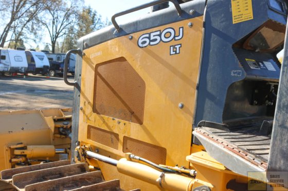 Bouteur DEERE 650J LT 2011