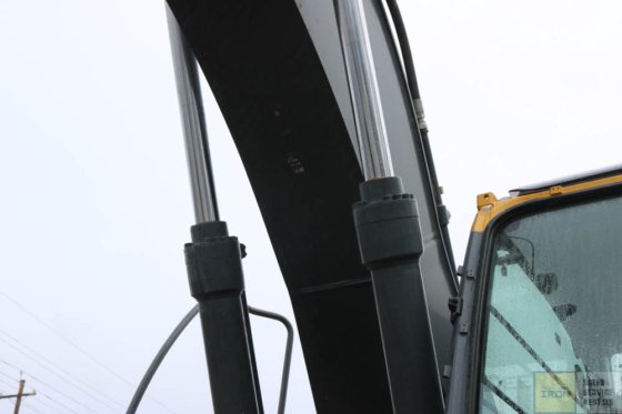 2012 DEERE 200D LC GRAAFMACHINE