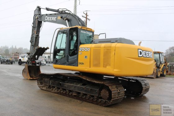 2012 DEERE 200D LC GRAAFMACHINE