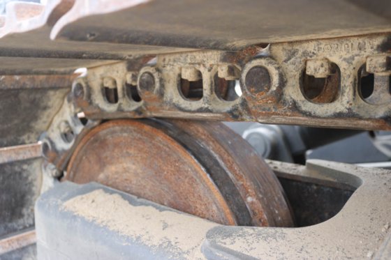 2013 DEERE 135D GRAAFMACHINE