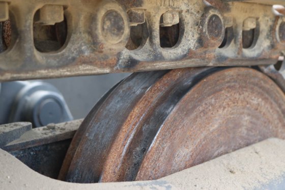 2013 DEERE 135D GRAAFMACHINE