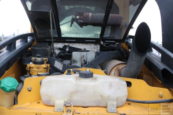 CHARGEUSE COMPACTE DEERE 329D 2013