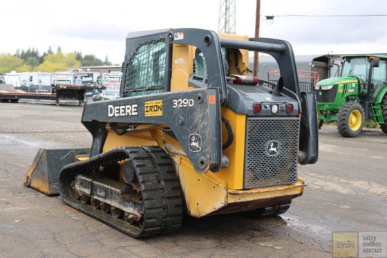 CHARGEUSE COMPACTE DEERE 329D 2013