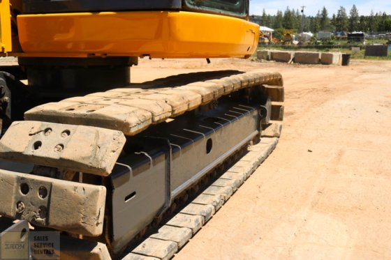 2013 DEERE 85D BAGGER