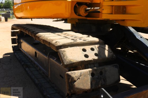 2013 DEERE 85D BAGGER