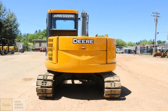 2013 DEERE 85D BAGGER
