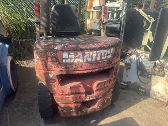 Manitou 4轮平衡式叉车